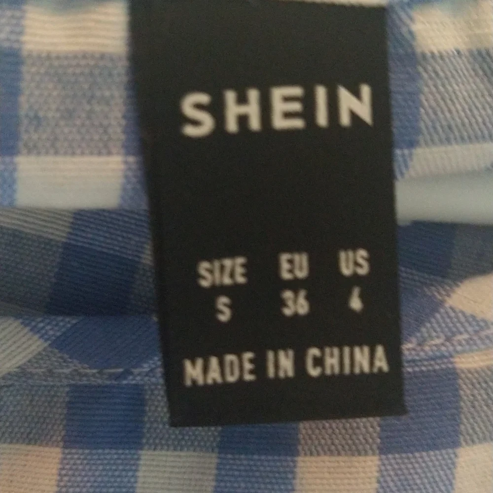 Blue and white plaid shirt - Picture 4 of 4